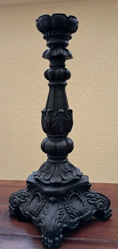 Schwarzer kerzenhalter - schwarzer,