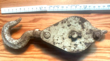 Alte Umlenkrolle / Seilwinde / Flaschenzug