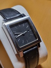 YVES – Swiss Made Designuhr von Igor Schneebeli – 31 mm