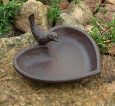 Vogeltränke herz gusseisen - herz,