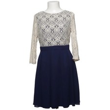 Little Mistress, Kleid