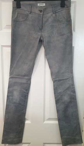 Jitrois hellblaue