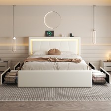 Bettgestell mit gepolstertem