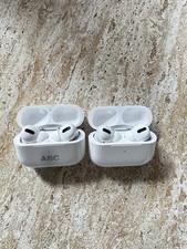2× Apple AirPods Pro (1. Gen)