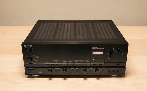 Kenwood 3300d top - top, end