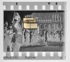 Original Negativ 4x3,5cm - Lübeck Schleswig-Holstein - Soldaten Gebäude Innenhof