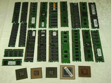 Konvolut ca. 450 Gramm PC Schrott, 16 x Ram Gold, 4 x Ram Silber und 5 x CPU