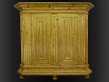 Frankfurter Wellenschrank