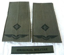 KLETT Rangabzeichen Luftwaffe Leutnant schwarz/oliv Schulter Klappen Schlaufen