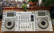 Pioneer Limited White Edition: 2x CDJ 2000 NXS2 & DJM 900 NXS2
