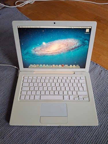 Apple macbook 33 - macbook, (a1181)