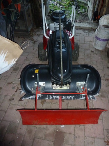 Kehrmaschine schneeräumer - kehrmaschine, /