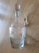 Glaskaraffe rund geschliffen