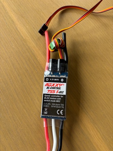 Multiplex hitec rc roxxy - /,
