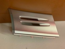 silberfarbene Finne links R 129 SL Mopf 2