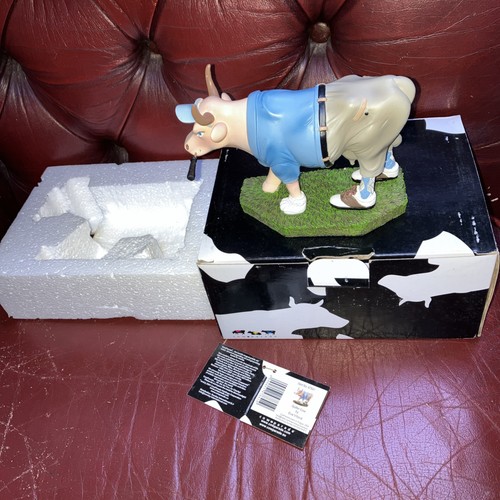 Cow parade golfer kuh von - cow,