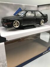 Modellautos 1:18  BMW E30 M3 Sport Evolution in schwarz OZ Felgen 1990 mit OVP