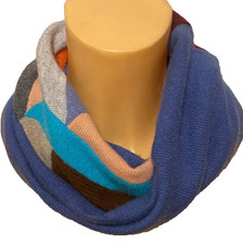 LEAVE YOUR HAT ON  Loop Schal