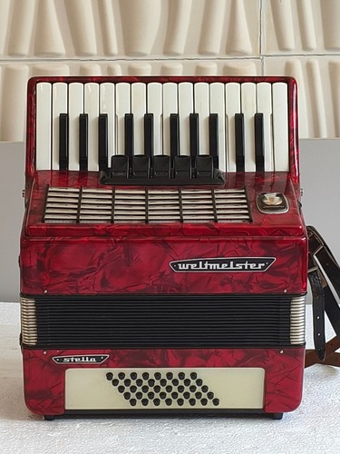 Piano accordions used - , music
