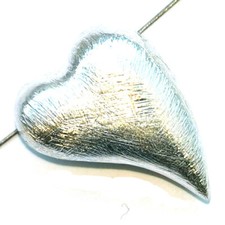 06002 - 12 MM DESIGNER HERZ