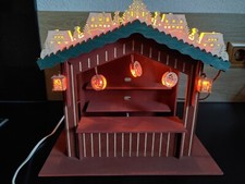 Weihnachtsmarktbude und elektrischen Zubehör aus dem Erzgebirge