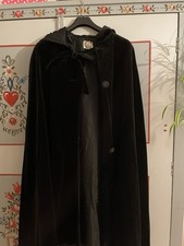 Wunderschönes  Samtcape  mit