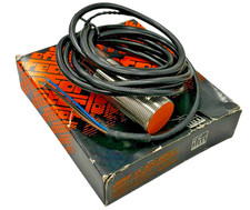 ifm IIA3010-BPKG Induktiver Sensor – Efector – 10–55V DC, IP67