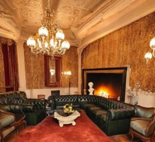 Chesterfield Rochester