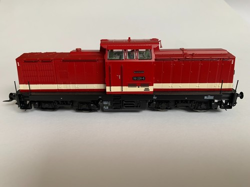 Roco diesellok v 110 - roco,