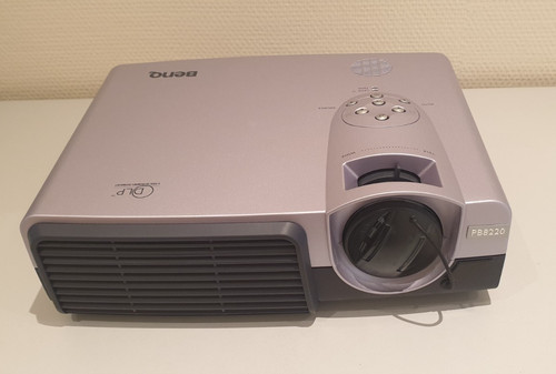 Beamer benq pb8220 mit - beamer,
