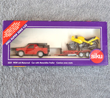 Siku 1:55 2231 PKW Opel Frontera mit Anhänger & Motorrad