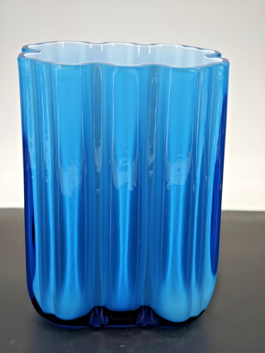 Sehr schöne blaue glasvase - sehr,