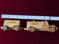 DDR kleines altes Holzauto