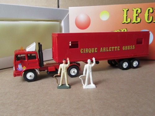 Verem 830 renault g260 zirkus - verem,