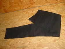 Stretchjeans/Jeans v. STREET