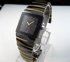 Herren-Quarzuhr aus schwarzer