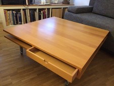 Couchtisch , Echtholzfurnier Buche mit 2 Schubladen 95x95cm Höhe 36,5cm fahrbar