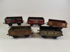 Leeds (LMC) Schwader mit 5 Plankenwagen, O, gute Beispiele!