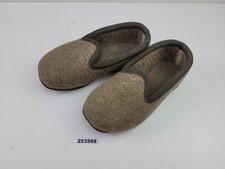 Paar Hausschuhe Filz Größe