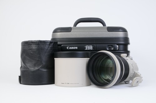 Canon 200mm l is - canon,