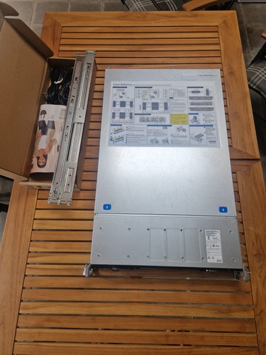 Intel r2000 server xeon - intel,