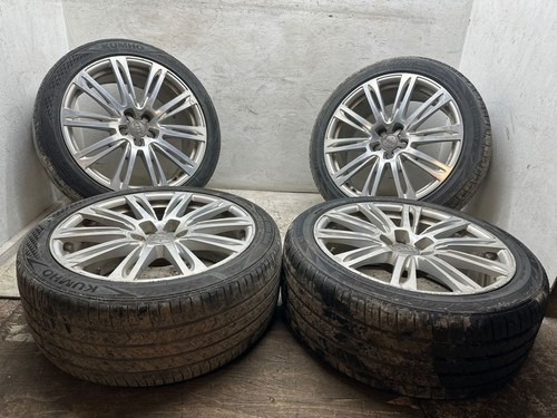 Audi 2012 20 - a8,