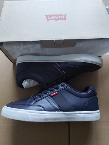 Levis turner size 42 - 2.0,