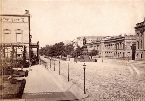 Berlin unter den linden - den,
