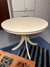 Runder Tisch  (ausziehbar)