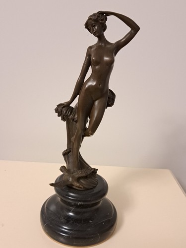 Bronzefigur von leonardo - von,