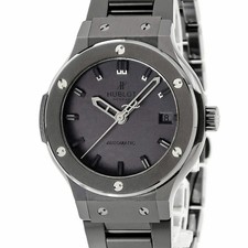 HUBLOT Classic Fusion All Black Ceramic 565.CM.1110.CM Gebraucht Uhr #111026