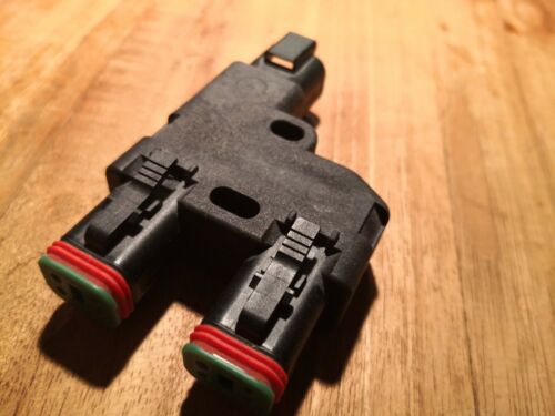 Pol splitter dt06 4s - splitter, dt06-4s