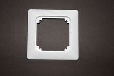 Merten M1 1-fach Rahmen in polarweiß - gebraucht