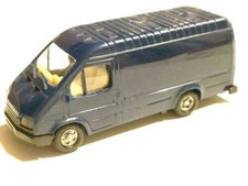 PRALINÉ - FORD TRANSIT kastenwagen lang Blau 1:87 - Gebraucht ohne OVP